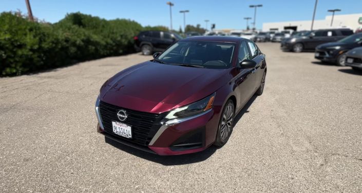 Thumbnail: 2024 Nissan Altima - 1
