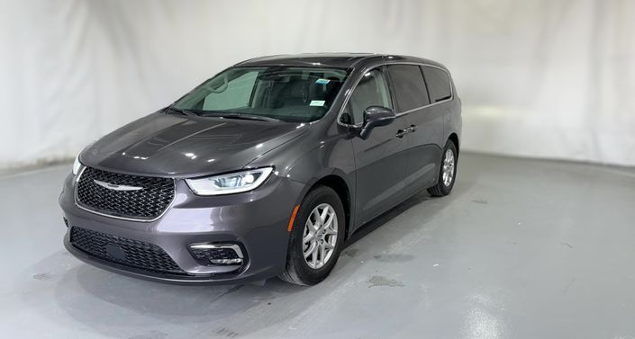 Thumbnail: 2023 Chrysler Pacifica - 1