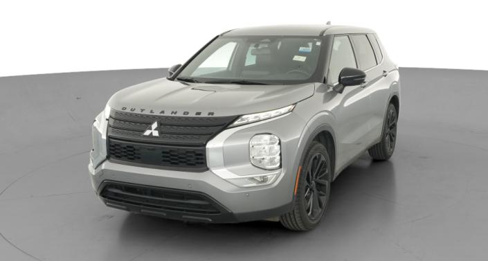 Thumbnail: 2023 Mitsubishi Outlander - 1