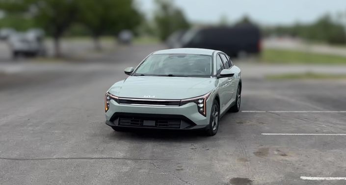 Thumbnail: 2025 Kia K4 - 1
