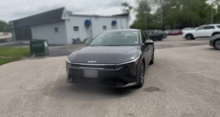 Thumbnail: 2025 Kia K4 - 1