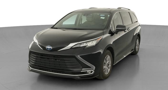 Thumbnail: 2023 Toyota Sienna - 1