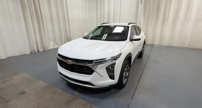 Thumbnail: 2025 Chevrolet Trax - 1