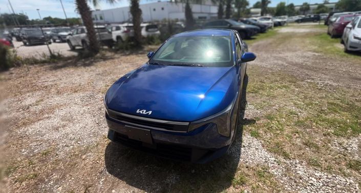 Thumbnail: 2025 Kia K4 - 1