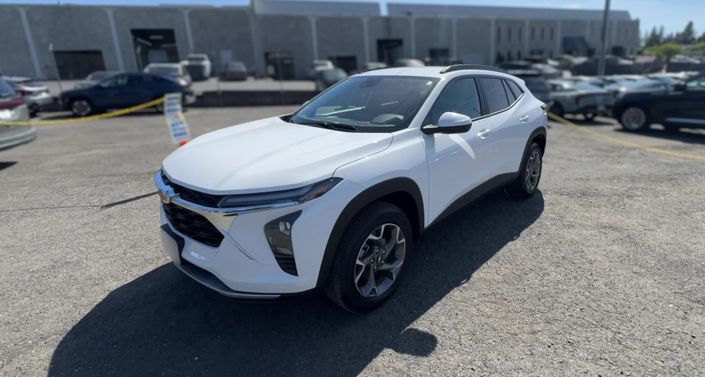 Thumbnail: 2025 Chevrolet Trax - 1