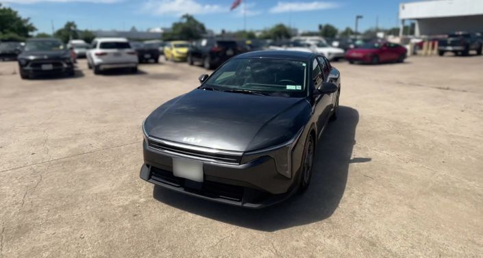 Thumbnail: 2025 Kia K4 - 1