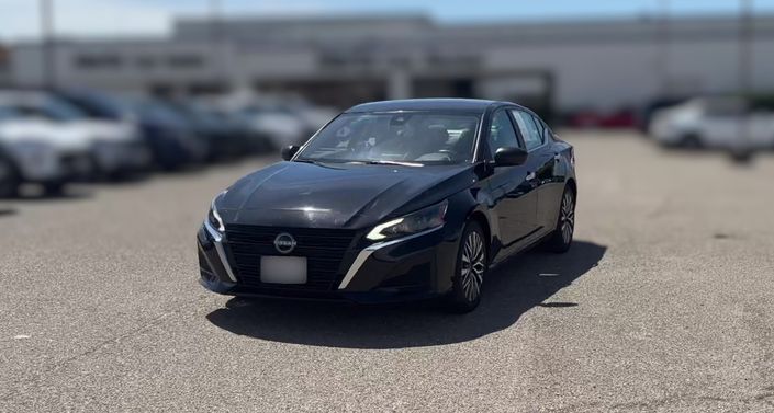 Thumbnail: 2025 Nissan Altima - 1