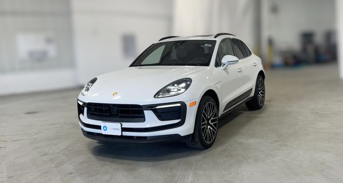 Thumbnail: 2022 Porsche Macan - 1