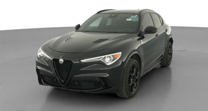 Thumbnail: 2022 Alfa Romeo Stelvio - 1