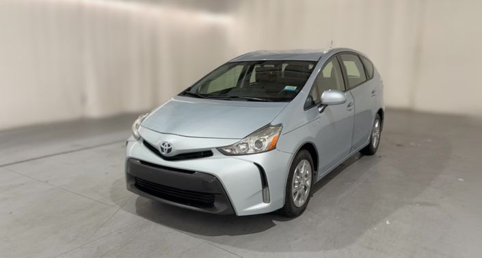 Thumbnail: 2015 Toyota Prius v - 1