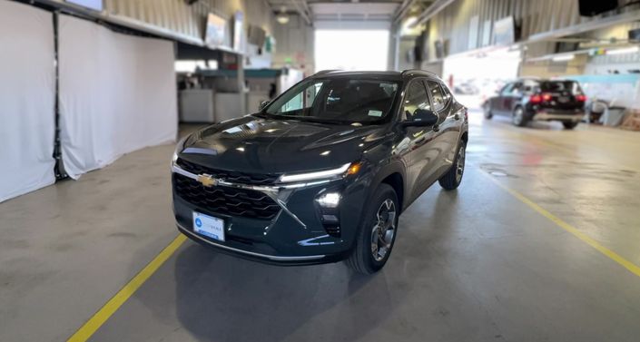 Thumbnail: 2025 Chevrolet Trax - 1