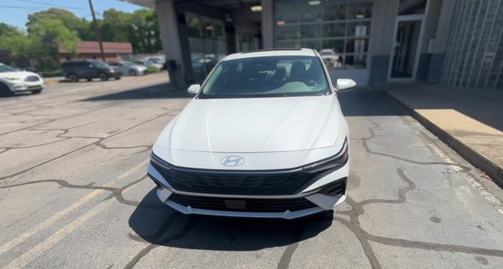 Thumbnail: 2025 Hyundai Elantra - 1