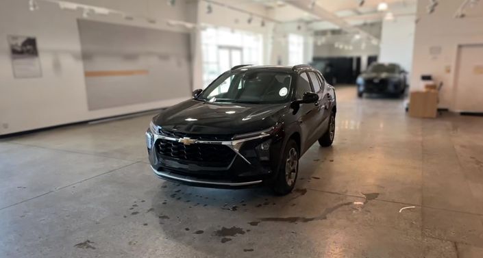 Thumbnail: 2025 Chevrolet Trax - 1