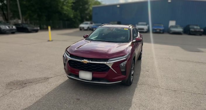 Thumbnail: 2025 Chevrolet Trax - 1