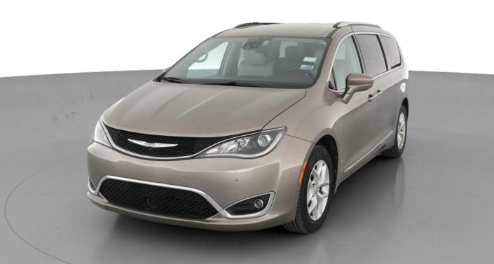 Thumbnail: 2017 Chrysler Pacifica - 1