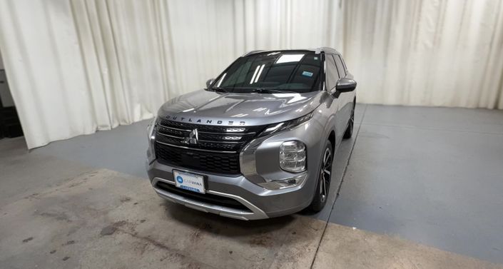 Thumbnail: 2023 Mitsubishi Outlander - 1