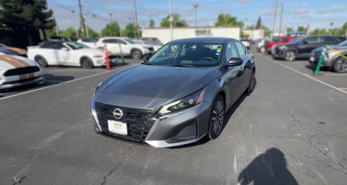 Thumbnail: 2025 Nissan Altima - 1
