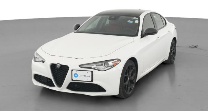 Thumbnail: 2021 Alfa Romeo Giulia - 1