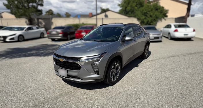 Thumbnail: 2025 Chevrolet Trax - 1