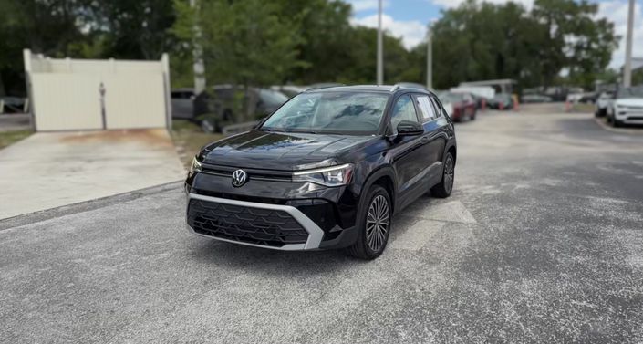 Thumbnail: 2025 Volkswagen Taos - 1