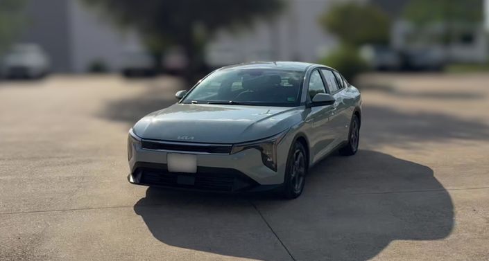 Thumbnail: 2025 Kia K4 - 1