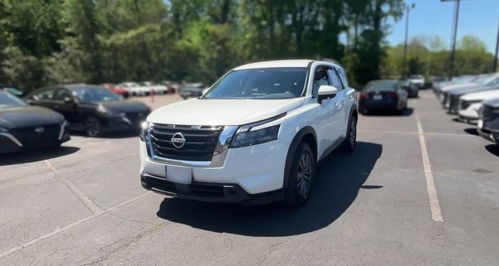 Thumbnail: 2025 Nissan Pathfinder - 1