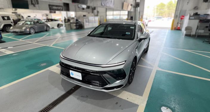 Thumbnail: 2025 Hyundai Sonata - 1