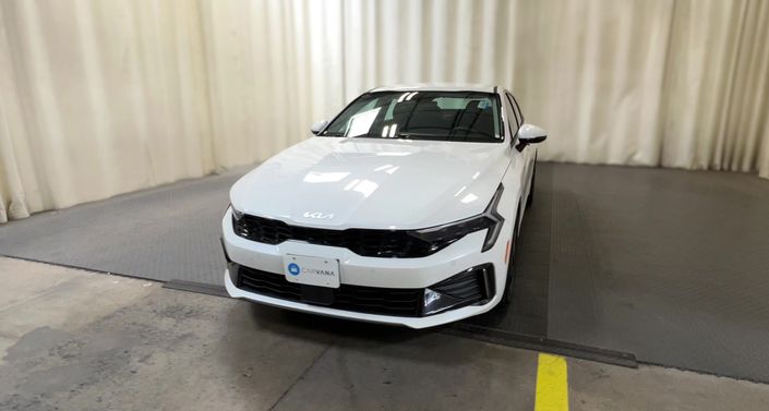 Thumbnail: 2025 Kia K5 - 1
