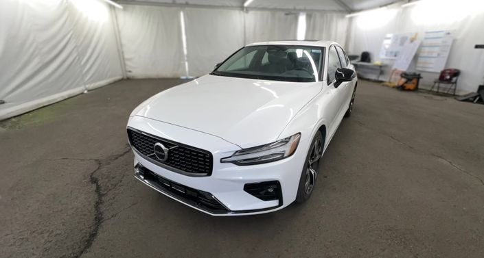 Thumbnail: 2024 Volvo S60 - 1