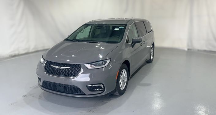 Thumbnail: 2023 Chrysler Pacifica - 1