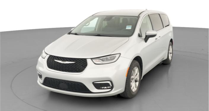 Thumbnail: 2023 Chrysler Pacifica - 1
