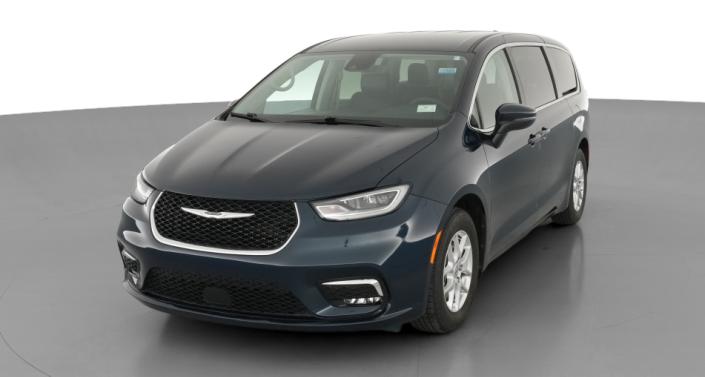Thumbnail: 2023 Chrysler Pacifica - 1