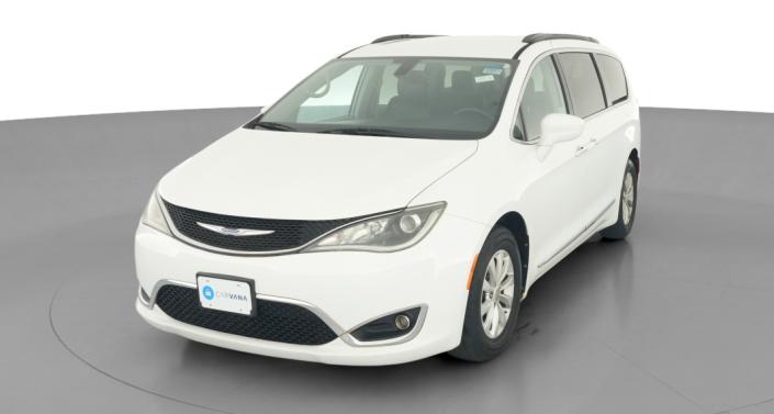 Thumbnail: 2017 Chrysler Pacifica - 1