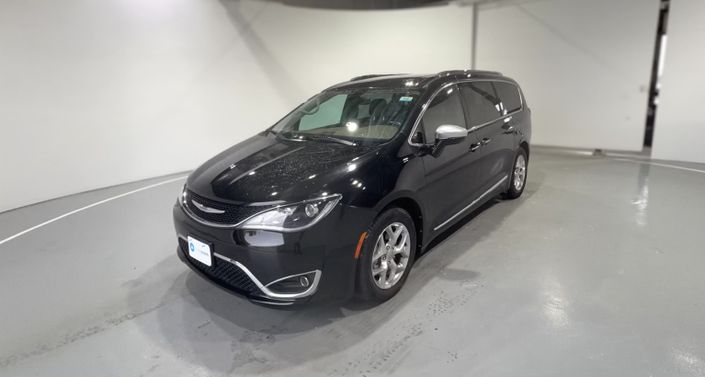 Thumbnail: 2017 Chrysler Pacifica - 1