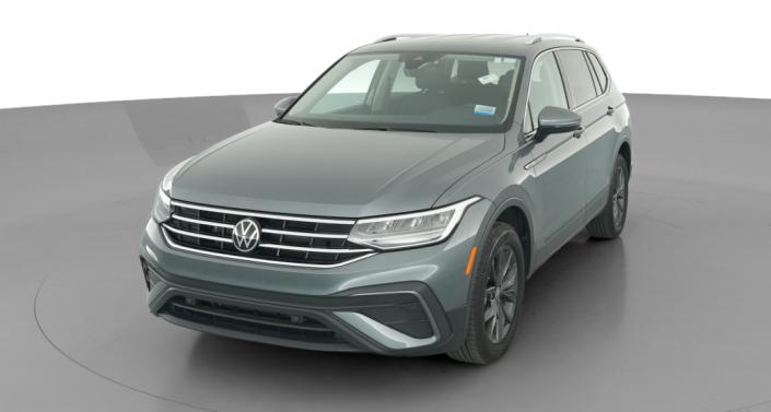 Thumbnail: 2023 Volkswagen Tiguan - 1