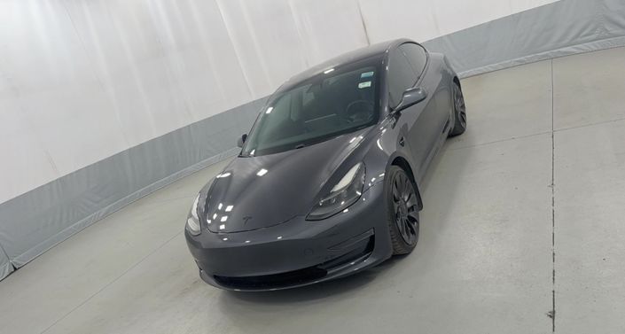 Thumbnail: 2021 Tesla Model 3 - 1