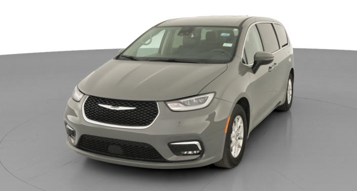 Thumbnail: 2023 Chrysler Pacifica - 1