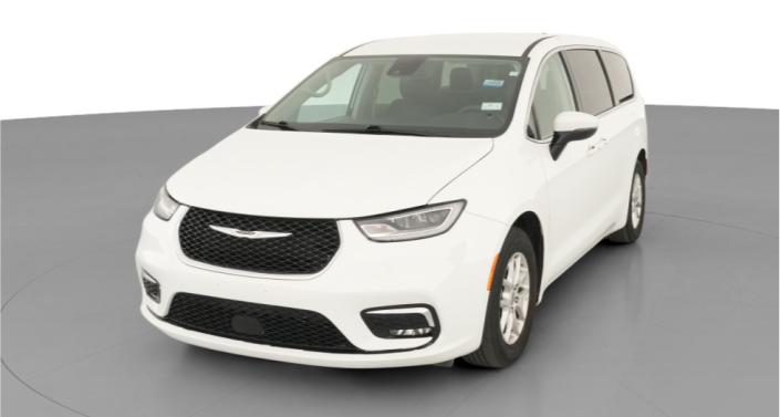 Thumbnail: 2023 Chrysler Pacifica - 1