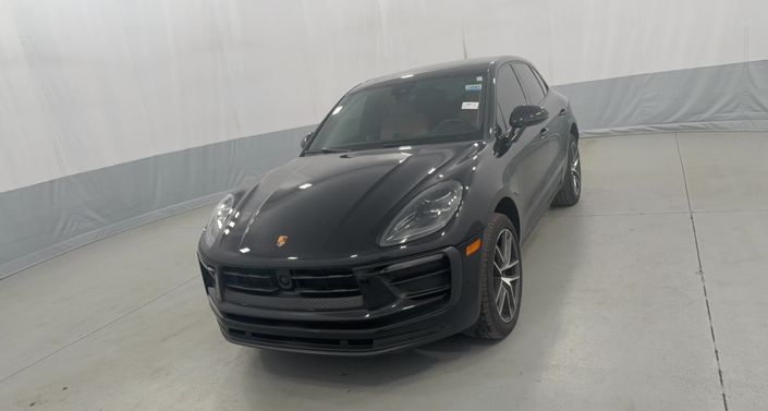 Thumbnail: 2024 Porsche Macan - 1
