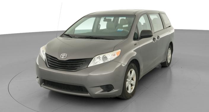 Thumbnail: 2011 Toyota Sienna - 1