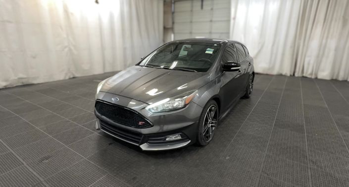Thumbnail: 2015 Ford Focus - 1