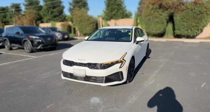 Thumbnail: 2025 Kia K5 - 1