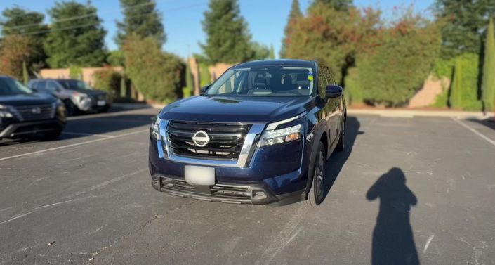 Thumbnail: 2025 Nissan Pathfinder - 1