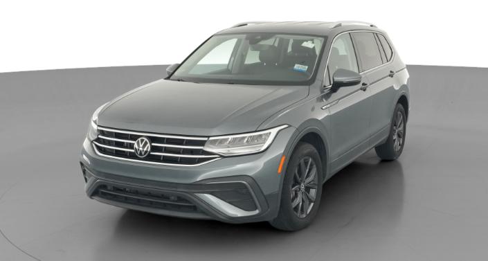 Thumbnail: 2022 Volkswagen Tiguan - 1