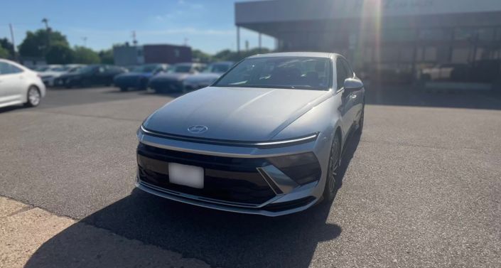 Thumbnail: 2025 Hyundai Sonata - 1