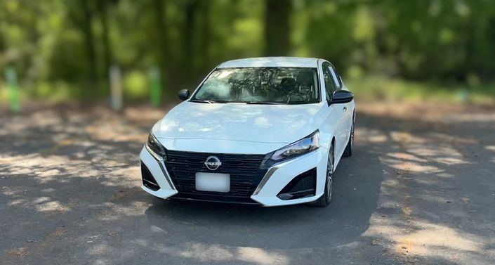 Thumbnail: 2025 Nissan Altima - 1