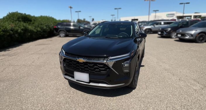Thumbnail: 2025 Chevrolet Trax - 1