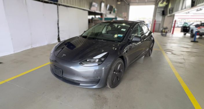 Thumbnail: 2023 Tesla Model 3 - 1