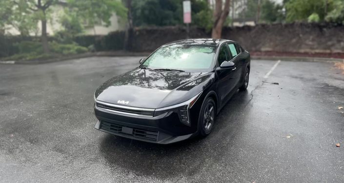 Thumbnail: 2025 Kia K4 - 1