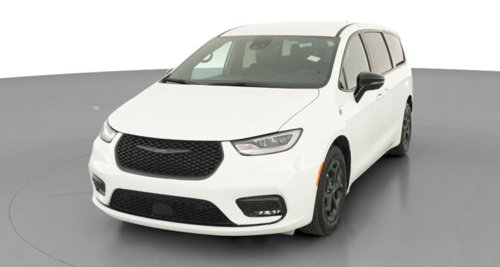 Thumbnail: 2024 Chrysler Pacifica - 1